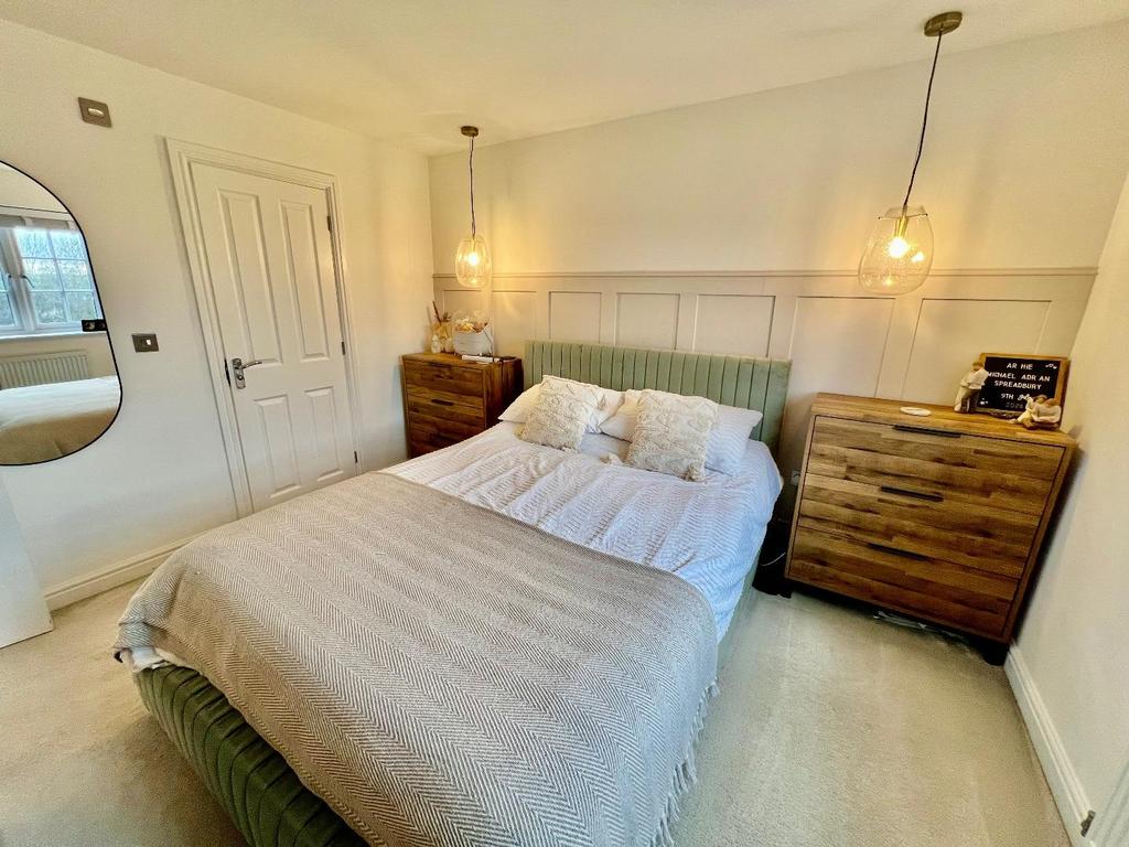 Main Bedroom