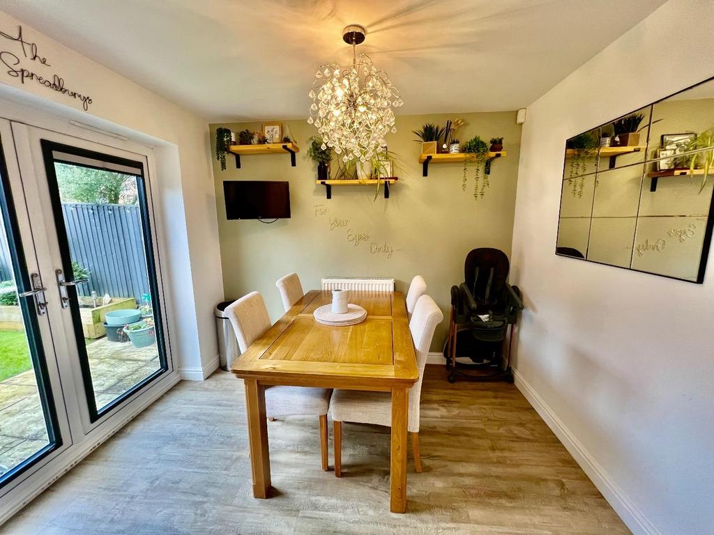 Kitchen/Dining Room