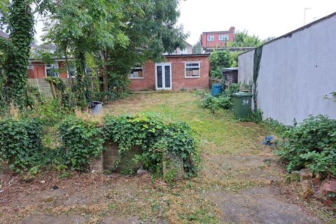 3 bedroom semi-detached house for sale, Evelyn Avenue, London NW9