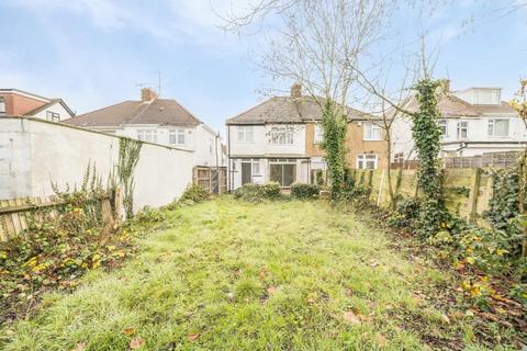 3 bedroom semi-detached house for sale, Evelyn Avenue, London NW9