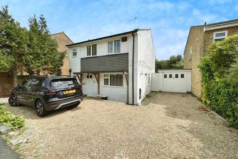 undefined, Goddards Close Cranbrook TN17