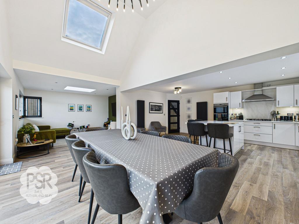 Kitchen / Diner