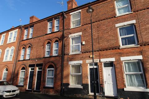 3 bedroom terraced house to rent, Mundella Road, Nottingham NG2