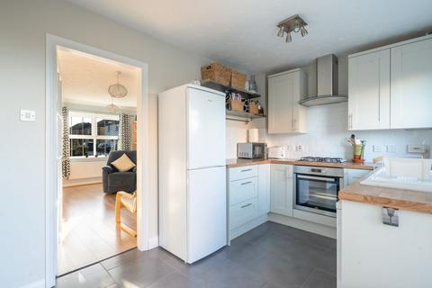 2 bedroom terraced house for sale, Woodlark Drive, Cottenham, CB24
