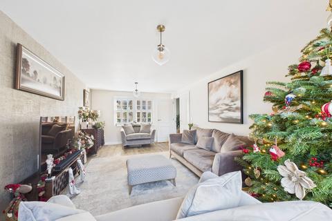 4 bedroom detached house for sale, Lummas Mead, Chinnor, Oxfordshire