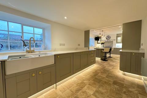 5 bedroom detached house for sale, Front Street, Wold Newton, YO25