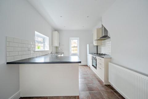 1 bedroom apartment to rent, North Road,  Richmond,  TW9