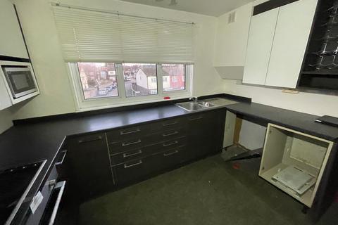 1 bedroom flat for sale, 109 Celandine Close, South Ockendon, Essex RM15 6JB