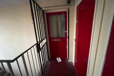1 bedroom flat for sale, 109 Celandine Close, South Ockendon, Essex RM15 6JB