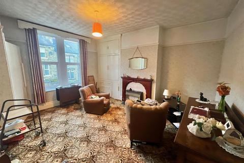 2 bedroom terraced house for sale, Burbeary Road, Huddersfield