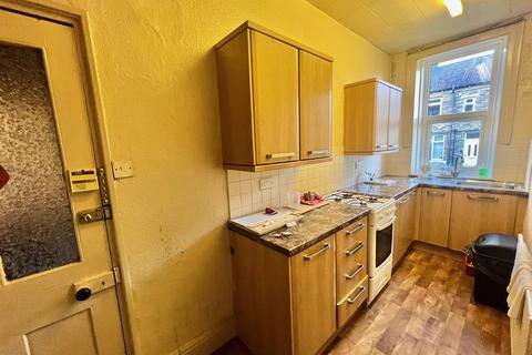 2 bedroom terraced house for sale, Burbeary Road, Huddersfield