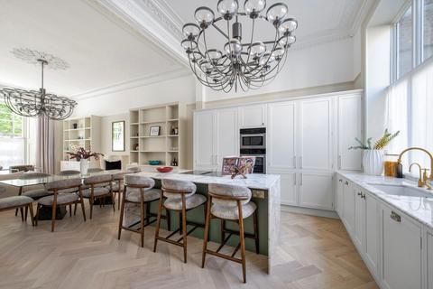3 bedroom flat to rent, Pembridge Gardens, London, W2
