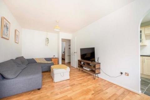 1 bedroom apartment for sale, Quincy Road, Egham, Surrey, TW20
