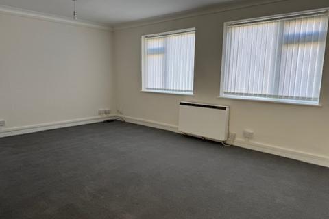 1 bedroom ground floor flat to rent, Garrard Gardens, Sutton Coldfield