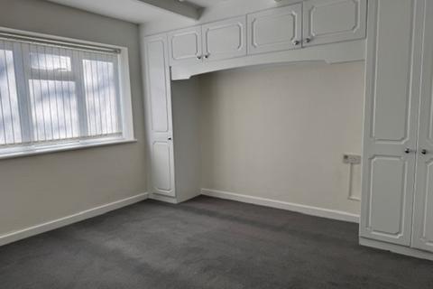 1 bedroom ground floor flat to rent, Garrard Gardens, Sutton Coldfield