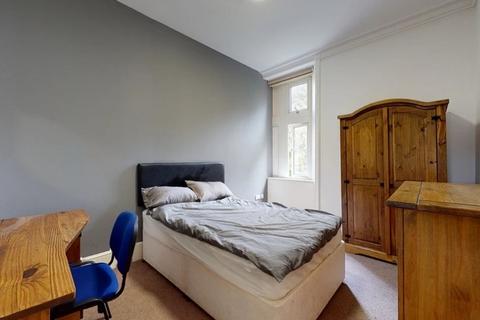 undefined, Flat 4 Whitefield House