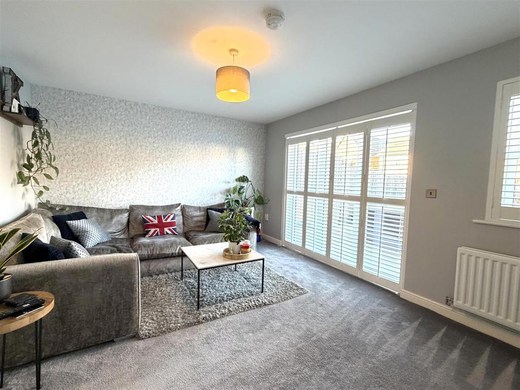 16 Stein Grove-27.jpg