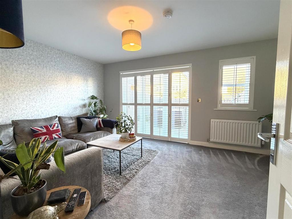 16 Stein Grove-28.jpg