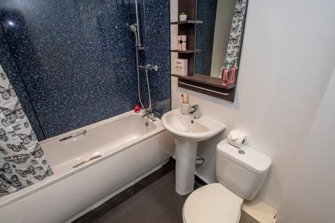 1 bedroom apartment to rent, Studio 3 The Clubhouse