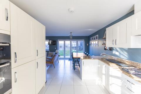 5 bedroom detached house for sale, Hedgerow Close, Cheltenham GL52