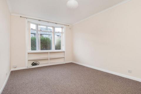 undefined, 0272L Colinton Mains Place, Edinburgh, EH13 9AU