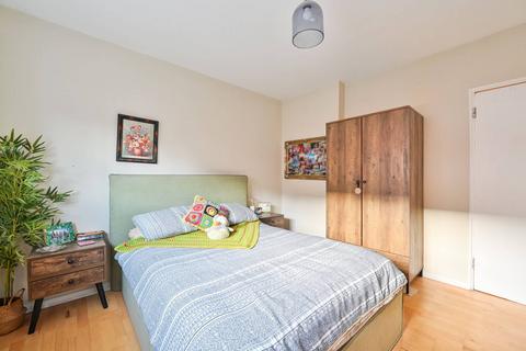 2 bedroom flat for sale, Raul Road, Peckham Rye, London, SE15