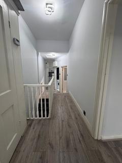 3 bedroom flat to rent, Mannock Road, London, N22