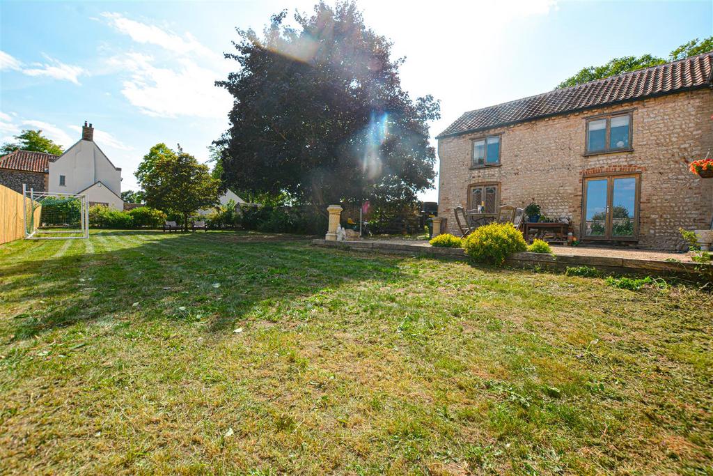 Rear elevation alt.jpg