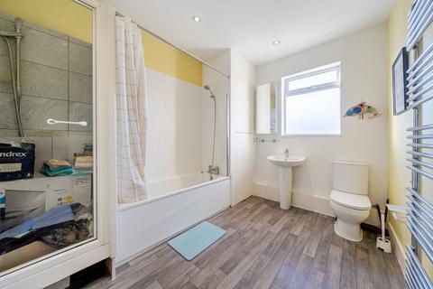 3 bedroom terraced house to rent, Hopedale Road, London, SE7