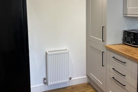 3 bedroom terraced house to rent, Stilt House Close, Cowes, Isle Of Wight, PO31