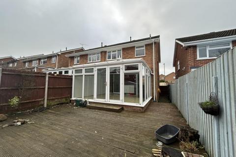 3 bedroom semi-detached house to rent, Britten Road,  Basingstoke,  RG22