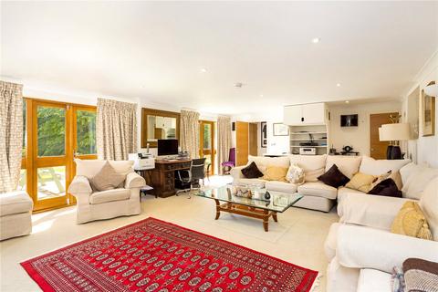undefined, Ullenwood, Cheltenham, Gloucestershire, GL53