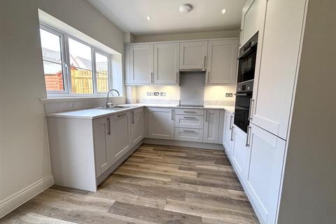 undefined, 4, Flying Fortress Way, Thurleigh