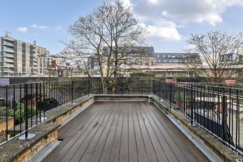 2 bedroom property for sale, Queenstown Road, Battersea, London, SW8