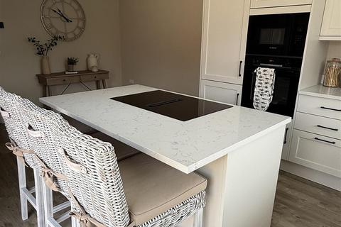 4 bedroom detached house for sale, Plot 7, Skylark View, Upper Caldecote, Biggleswade