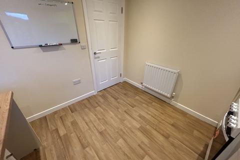 2 bedroom house to rent, Camden Road, Brecon, LD3