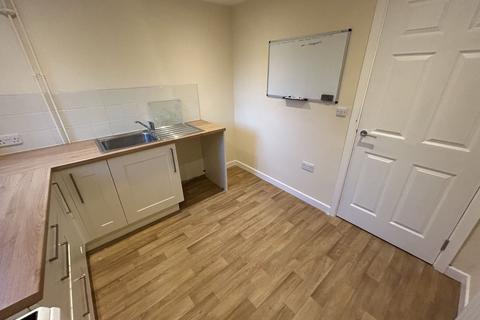 2 bedroom house to rent, Camden Road, Brecon, LD3
