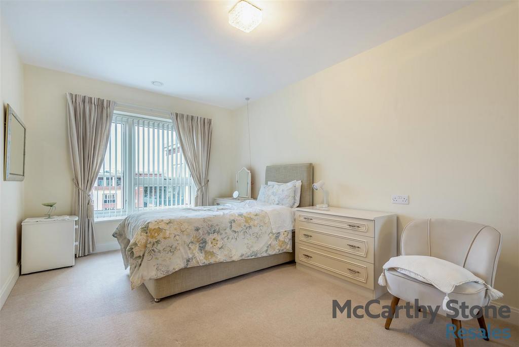8673425-interior18.jpg