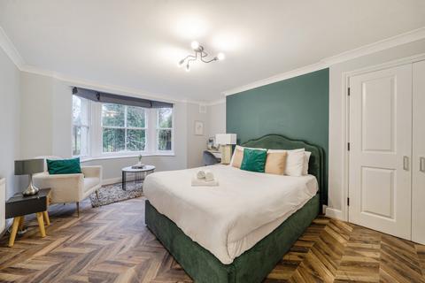 2 bedroom maisonette for sale, Belvedere Road, London, SE19