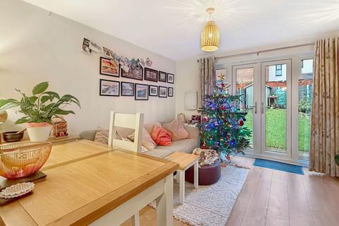 2 bedroom end of terrace house for sale, Beddall Way, Telford TF1