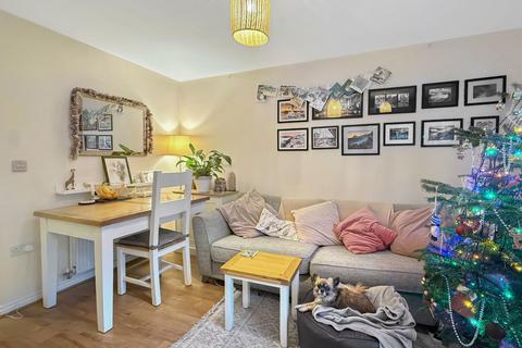 2 bedroom end of terrace house for sale, Beddall Way, Telford TF1
