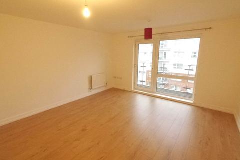 2 bedroom apartment to rent, Clarkson Court, Hatfield