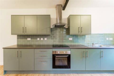 3 bedroom terraced house for sale, Field Crescent, South Elmsall, WF9