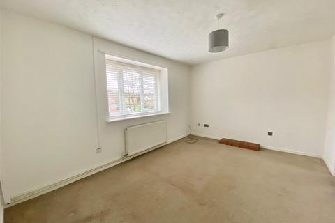 1 bedroom flat for sale, 24 Barkestone Drive, Herongate, Shrewsbury SY1 3XT