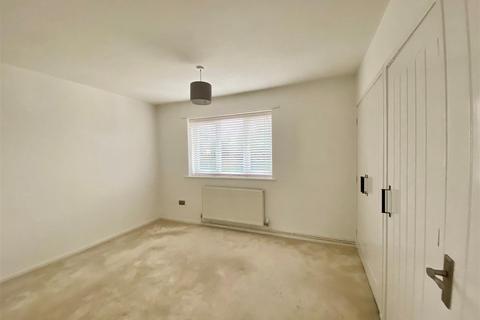 1 bedroom flat for sale, 24 Barkestone Drive, Herongate, Shrewsbury SY1 3XT