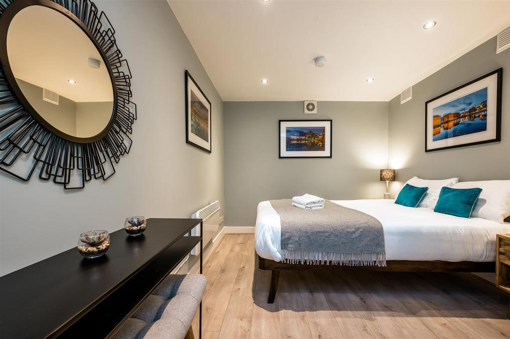 Bedroom2