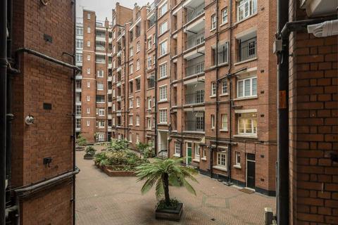 undefined, Judd Street, London WC1H