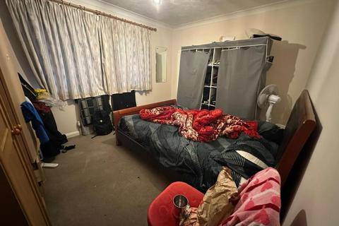 2 bedroom flat to rent, Slough,  Berkshire,  SL1