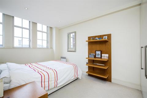2 bedroom flat to rent, Romney House, 47 Marsham Street, Westminster, London SW1P