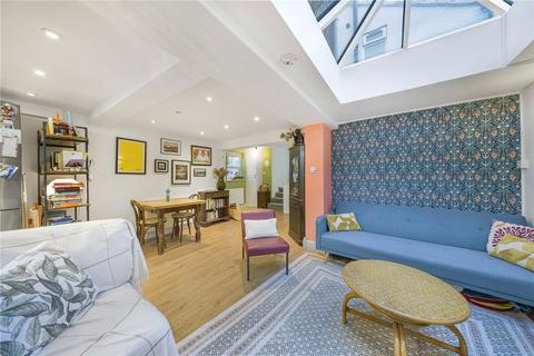 3 bedroom apartment for sale, Shardeloes Road, London, SE14